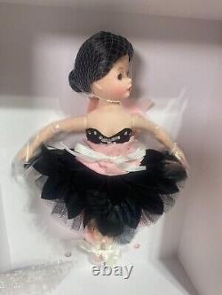 11 Madame Alexander 42080 Swan Lake's Odile In Box WithCOA, Accessories
