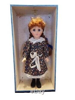 14 Madame Alexander Doll Anne of Green Gables Goes to School Trunk & Clothes