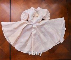 1946-1949 Madame Alexander 20 ALICE In WONDERLAND MAGGIE Face Doll Tagged Dress
