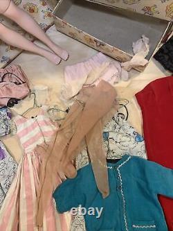 1950 Madame Alexander Cissy Doll 20 Blonde with Clothing and Rare Trunk