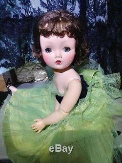 1950s Vintage Madame Alexander 21 inch Cissy Doll