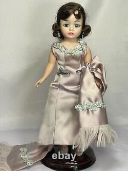 1962 Madame Alexander 9 Jacqueline Kennedy Cissette #886 Lavender Satin Gown
