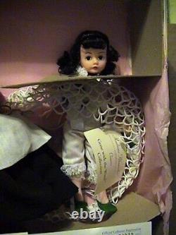 1997 Madame Alexander 15020 Gwtw Scarlett-maid-flower Dress Mint In The Box