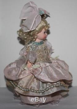 8 Madame Alexander Exquisite Doll tagged COURTYARD in Hard Box