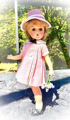 Adorable 14 Vintage Madame Alexander Swivel Waist WENDY ANN Doll