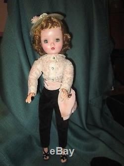 Beautiful Vintage 20 Cissy Doll By Madame Alexander with Rare & HTF outfit