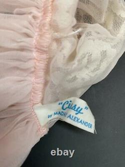 EXQUISITE Vintage Madame Alexander Cissy In VHTF RARE Peignoir Set