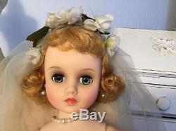 Gorgeous Vintage Hard Plastic 16 In. Elise Doll By Madame Alexander Htf Doll