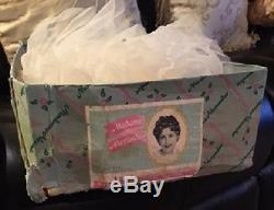 Gorgeous Vintage Madame Alexander ELISE NO NECK BRIDE in Original Box