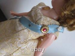 Lovely vintage Madame Alexander Cissy sister Cissette Queen from 1957
