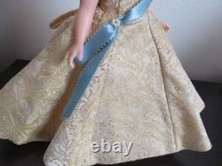 Lovely vintage Madame Alexander Cissy sister Cissette Queen from 1957