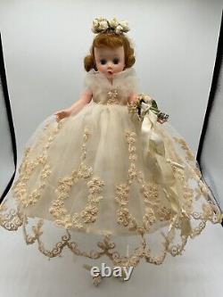 Madame Alexander 1958 Cissette Bride doll #873