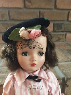 Madame Alexander 20 inch Cissy doll, RARE, Brown hair Green eyes