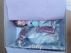 Madame Alexander #42360 Wendy And Her Radio Flyer Doll NEW Mint VERY RARE 2006