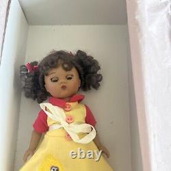Madame Alexander 8 Doll 1,2,3 Sesame Street Trunk 39082 2001