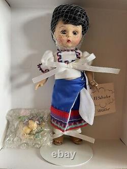 Madame Alexander 8 Doll 40635 El Salvador, NIB