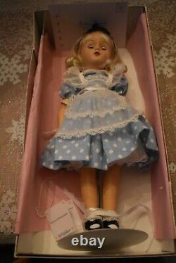 Madame Alexander Alice in Wonderland doll 14 Margaret face #25905 year 2000