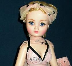 Madame Alexander Beautiful Cissy 21 Articulate Doll In A Pink & Black Outfit