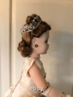 Madame Alexander Cissy Doll As Queen Elizabeth II 1955-56 21 inches
