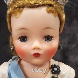 Madame Alexander Cissy Doll Queen Elizabeth II 1955-56 Near MINT