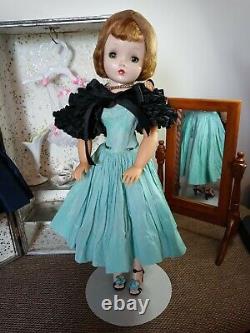Madame Alexander Cissy Vintage 20 Jointed Doll With Tagged Cissy Dress! 1950s