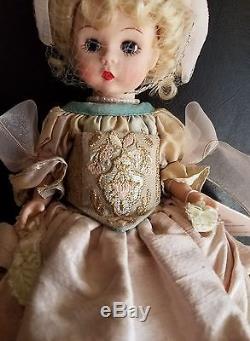 Madame Alexander Courtyard 8 Inch Doll