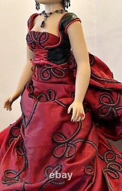 Madame Alexander Object of Desire Cissy Doll NRFB with COA & HT LE 133/200 2004