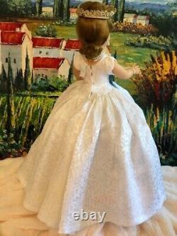 Madame Alexander Queen Elizabeth Coronation Cissy Doll 20