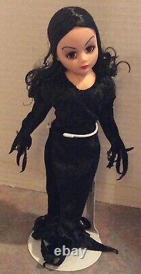 Madame Alexander The Addams Family Dolls Gomez, Morticia, Pugsley, Wednesday