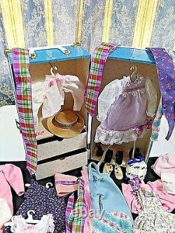 Madame Alexander Trunk Wardrobe Case WithAssorted Clothing Some Diana Tags