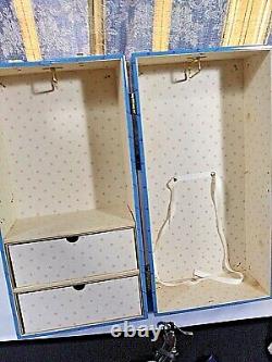 Madame Alexander Trunk Wardrobe Case WithAssorted Clothing Some Diana Tags