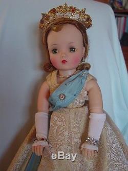Madame Alexander Vintage Hard Plastic Queen Elizabeth Cissy Doll Lots Of Jewelr