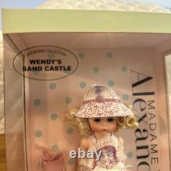 Madame Alexander Wendy's Sand Castle 8 Rare Retired Americana Collection