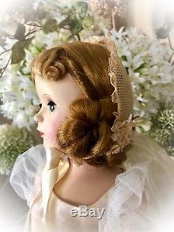 Nostalgic Madame Alexander Vintage Wendy Bride Doll withMargaret Face 18