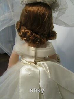 Original Beautiful Madame Alexander 15 1/2 Elise Bride Doll Tagged Dress