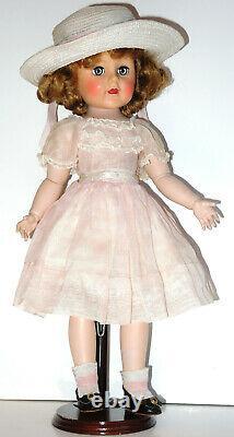 RARE 1952 Madame Alexander Madelaine doll 18 jointed original Tagged Outfit