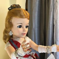 RARE Vintage 1962 Madame Alexander Cissy Jacqueline face Doll QUEEN ELIZABETH