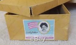 RARE Vtg 62 Madame Alexander LIVELY MAMA KITTEN Baby Doll w Clothes & Yellow Box