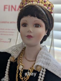 Rare! Madame Alexander Catherine de Medici Doll, 138/2500, MINT, Original Box