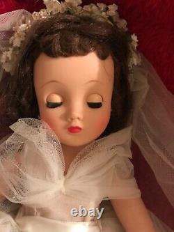 Rare vintage madame alexander bride doll beautiful Elise1950s good condition