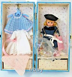 Secret Garden Trunk Set by Madame Alexander Exclusively for FOA Schwarz 8 Doll