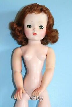 Stunning Early Vintage Madame Alexander Cissy Doll