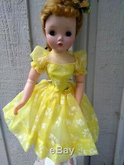 Think daffodils-Madame Alexander 1956 20 Cissy in yellow flocked dress