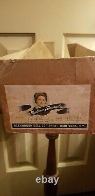 VINTAGE 1941 MADAME ALEXANDER JEANNIE WALKER COMPOSITION DOLL 13 wardrobe box