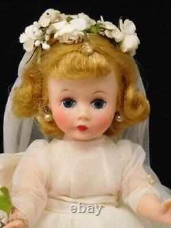 VNTG 1959 Madame Alexander Cissette Bride Doll #740 Wedding Dress & Veil, Tagged