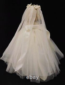 VNTG 1959 Madame Alexander Cissette Bride Doll #740 Wedding Dress & Veil, Tagged