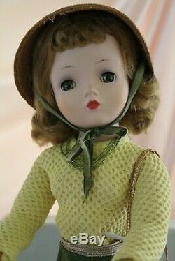 VTG MADAME ALEXANDER Cissy 1956 in Shopping Cissy outfit/ COMPLETE/very good c
