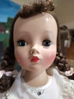 Very Pretty 1950's Madame Alexander 18 Binnie Walker Doll