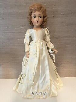 Vintage 1940's 21 Madame Alexander Bride Doll