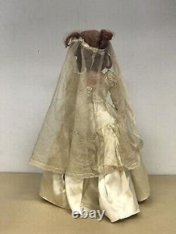 Vintage 1950's 1953 Madame Alexander Doll Margaret Wendy Lucy Bride WithCurlers
